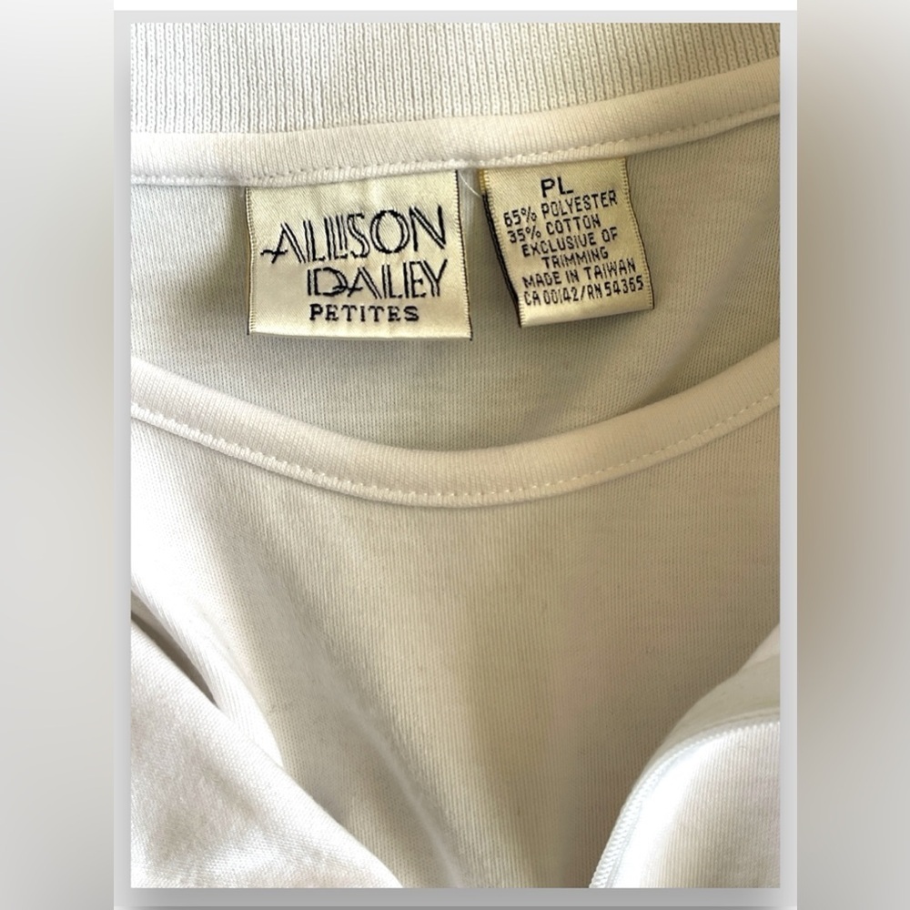 Allison Daley Petite Women’s Red and White Polo Shirt 3/4 Zip Size Lg Petite NWT - Picture 4 of 6